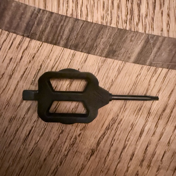 Vortex Optics Black Accessory Kit - Picture 4 of 7